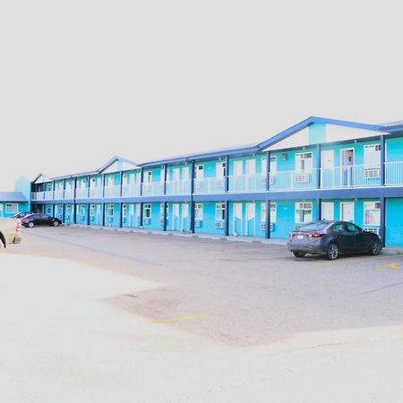 Empire Inn & Suites Penhold المظهر الخارجي الصورة