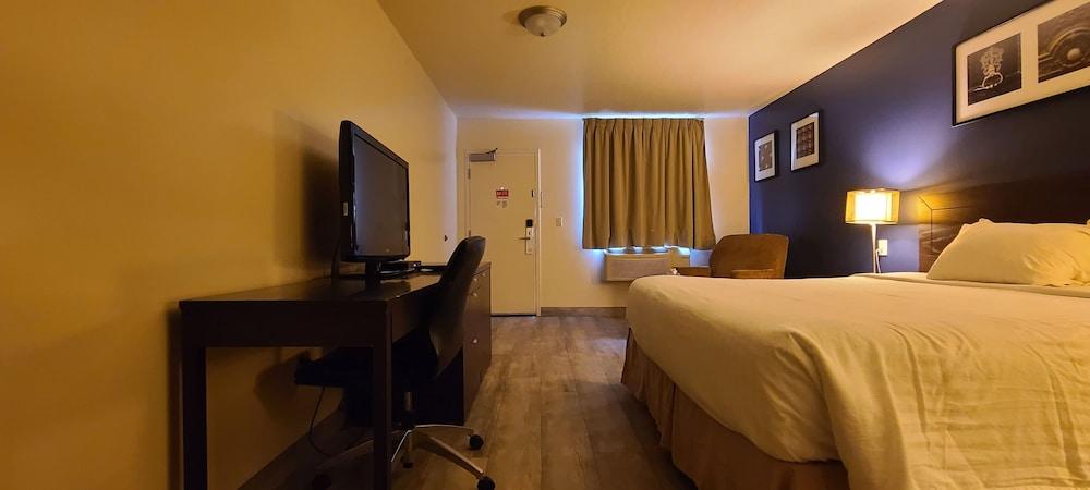Empire Inn & Suites Penhold المظهر الخارجي الصورة
