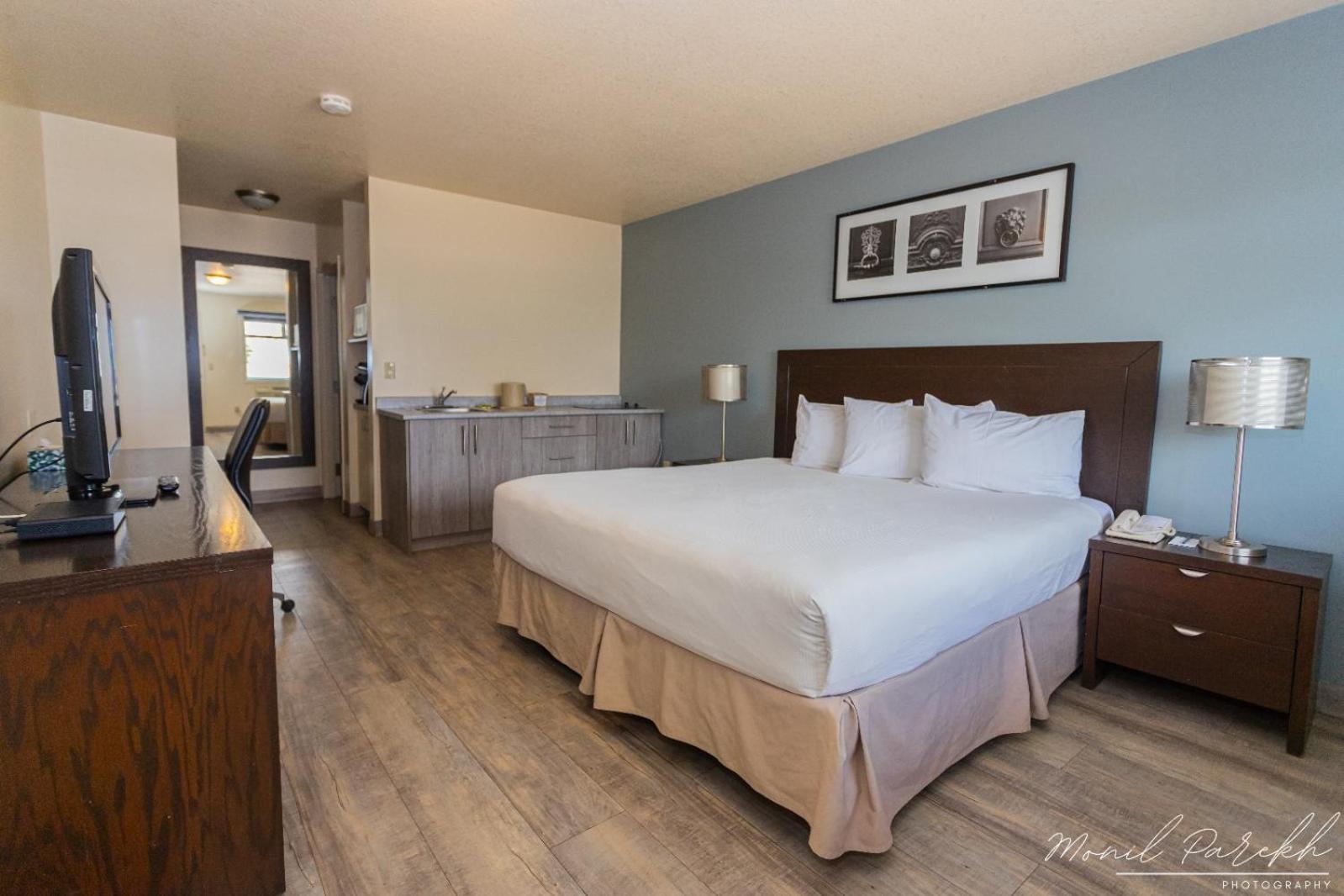 Empire Inn & Suites Penhold المظهر الخارجي الصورة