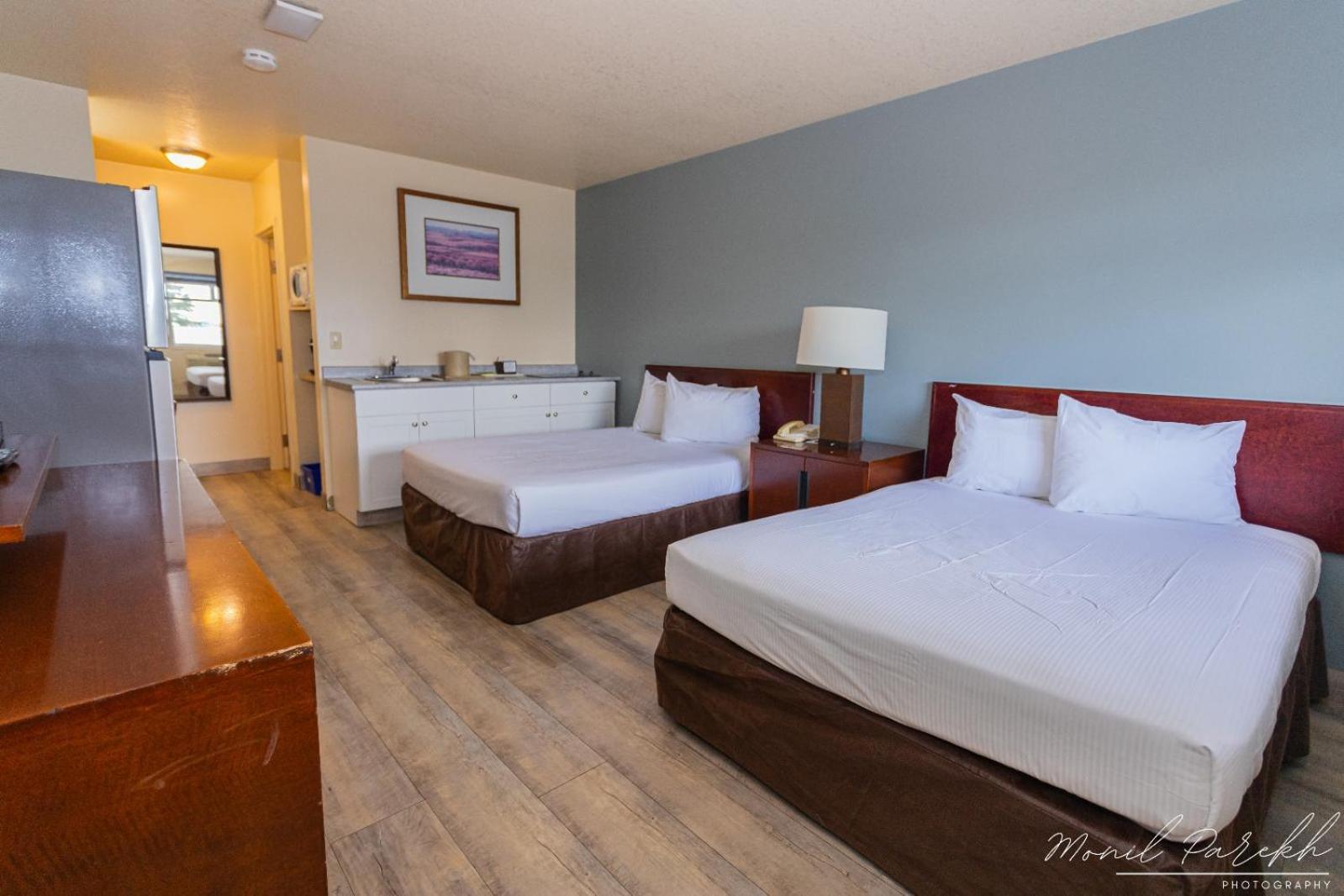 Empire Inn & Suites Penhold المظهر الخارجي الصورة
