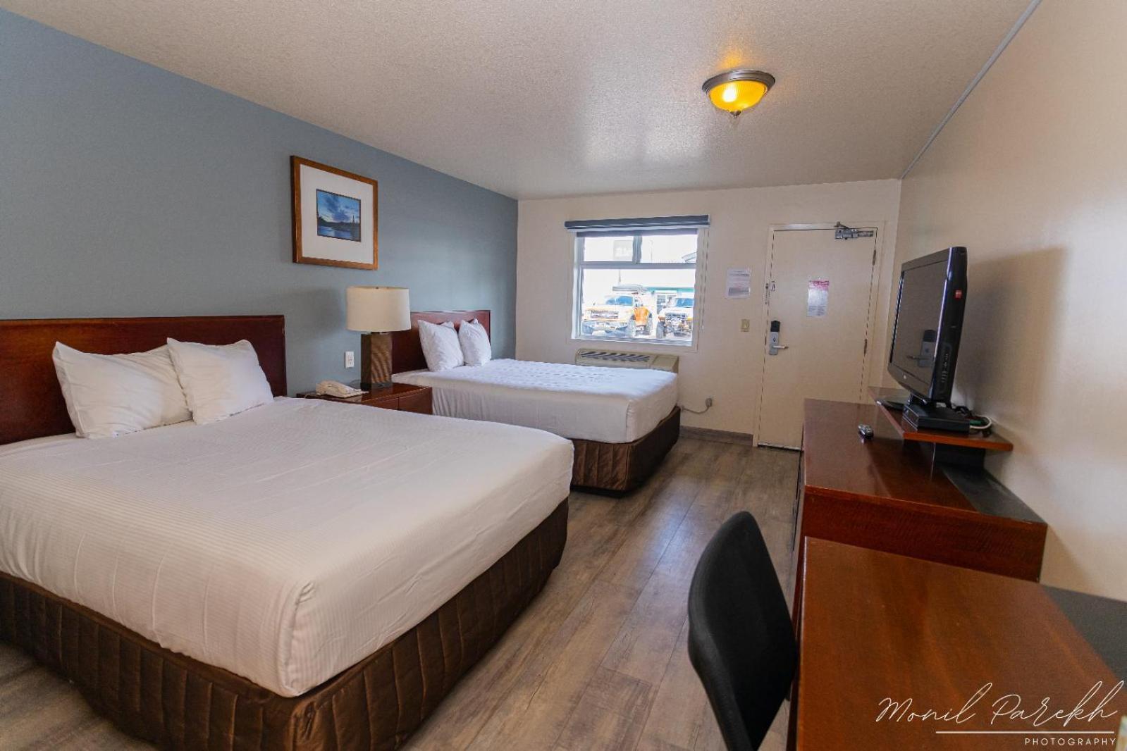 Empire Inn & Suites Penhold المظهر الخارجي الصورة